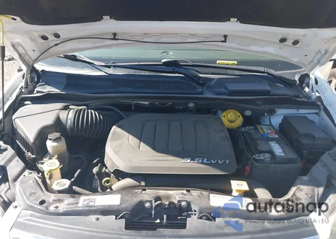 2014 Chrysler Town & Country Touring z USA, uszkodzony, nr VIN 2C4RC1BG7ER398917